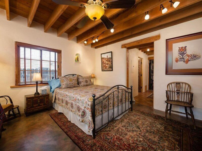 Bedroom 3, Desert Breeze - Delightful Railyard Adobe, Walk to The Plaza, Santa Fe