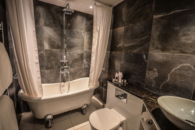 Bathroom 4, Ruthin Castle Hotel, Denbighshire