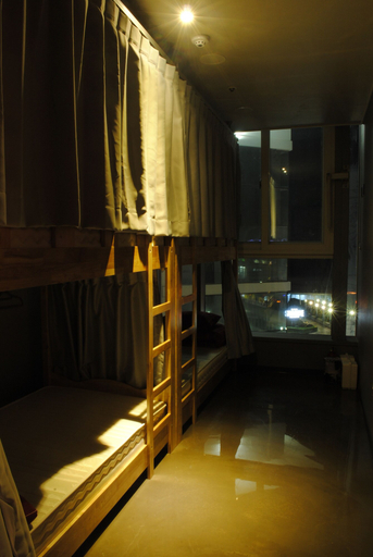 Bedroom 4, MoonDong's Hostel, Haeundae