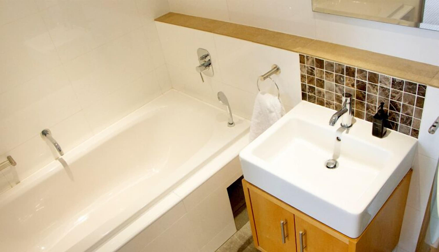 Bathroom 5, ITC Hospitality Group One Bedrooms Cartwright s Corner, City of Cape Town
