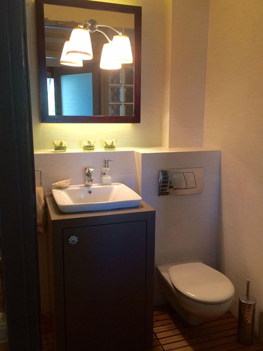 Bathroom 4, Villa Thermi, North Aegean
