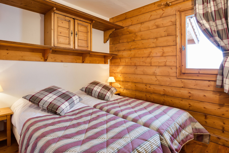 Bedroom 2, CGH Résidences & Spas Le Hameau du Beaufortain, Savoie
