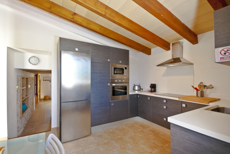Others 5, Finca Can Xavi, Baleares