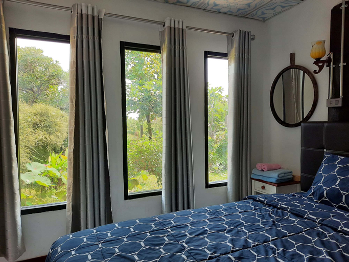 Bedroom 4, Heuan Na Khee, Ban Dung