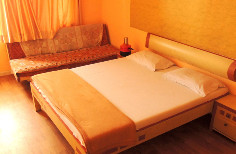 Bedroom 2, Hotel Greenpark, Banas Kantha