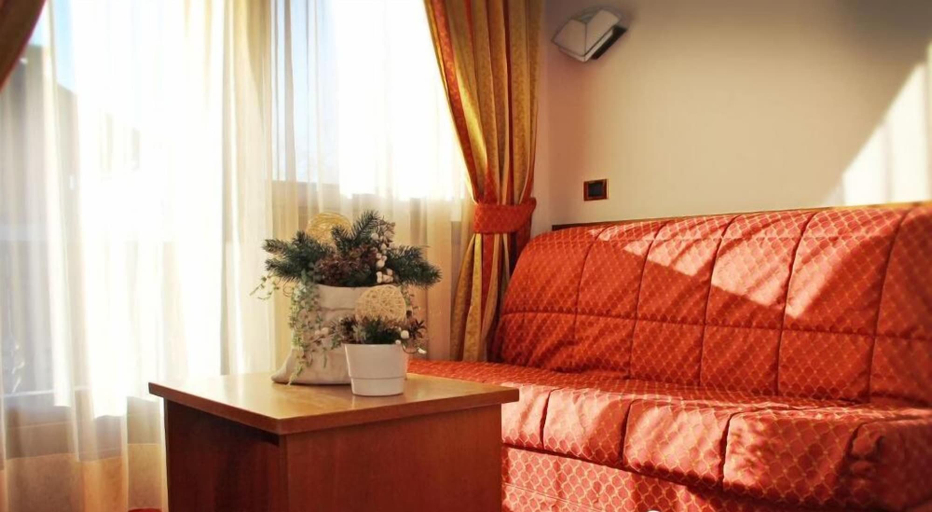 Bedroom 2, Hotel Binelli, Trento