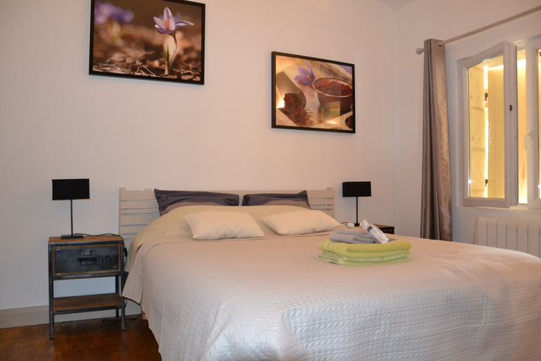 Bedroom 2, Domaine Le Mathi, Lot-et-Garonne