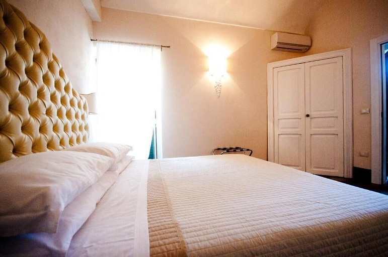Bedroom 3, Sveva Rooms, Syracuse
