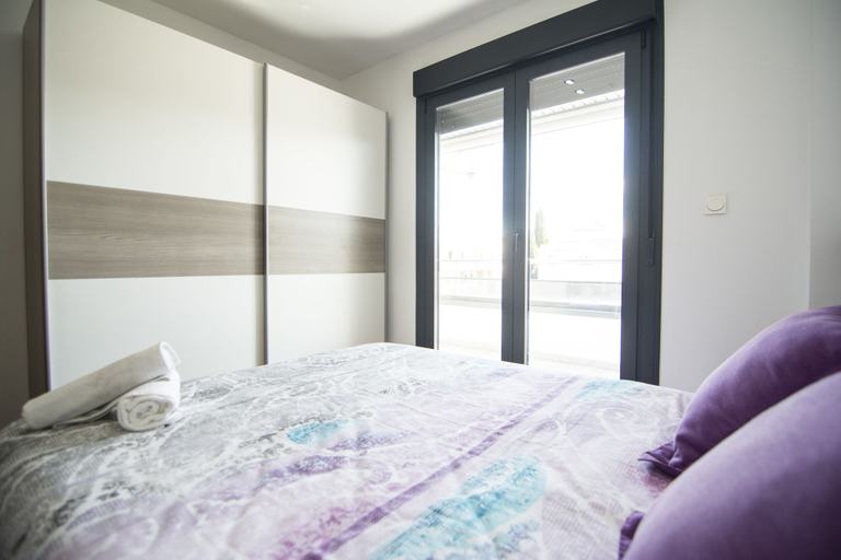 Bedroom 3, EnjoyGranada LUJO Piscina y Parking, Granada
