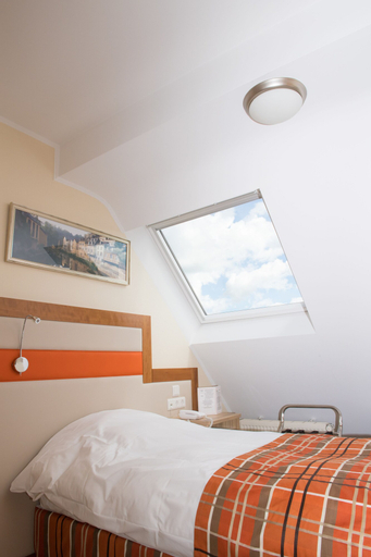 Bedroom 3, Hotel Gulliver, Capellen