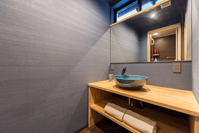 Bathroom 3, Tabitabi Stay Moonlight, Kyoto