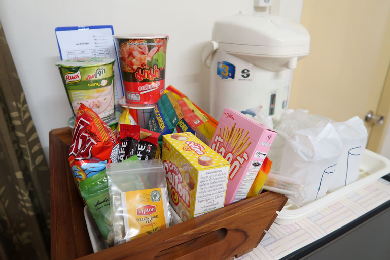 Food & Drinks, Phawana Sweet Hotel, Huai Kwang