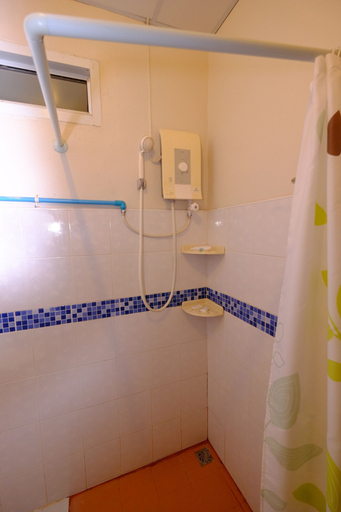 Bathroom 3, Teerana Place, Na Kae