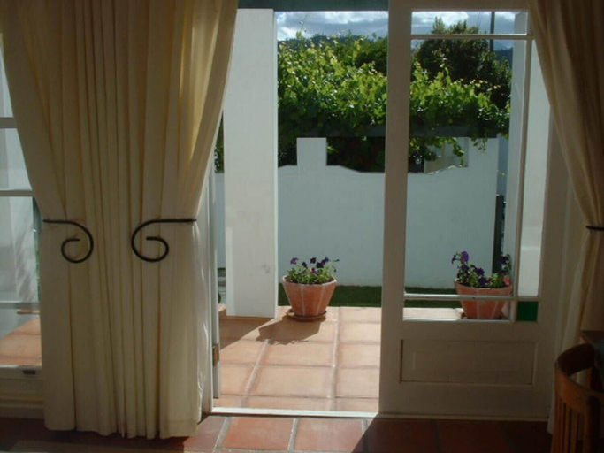 Others 5, Sunny Lane, Cape Winelands