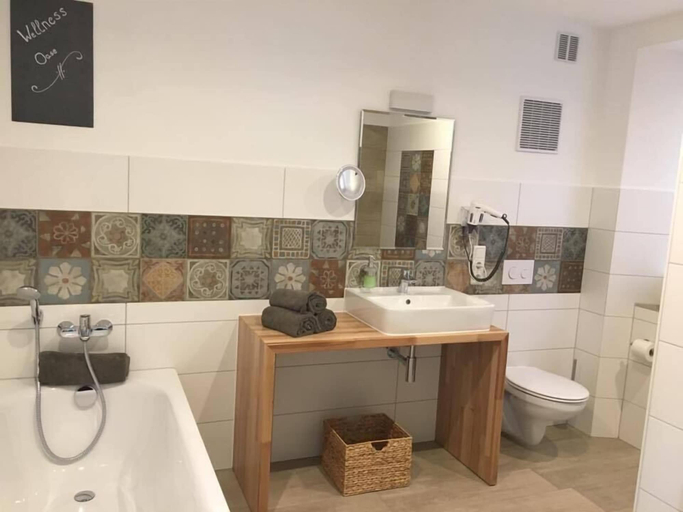Bathroom 3, Apartments am Moselufer, Cochem-Zell