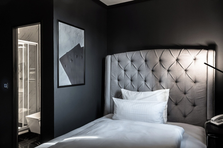 Bedroom 4, Belmont Classic, Bonn