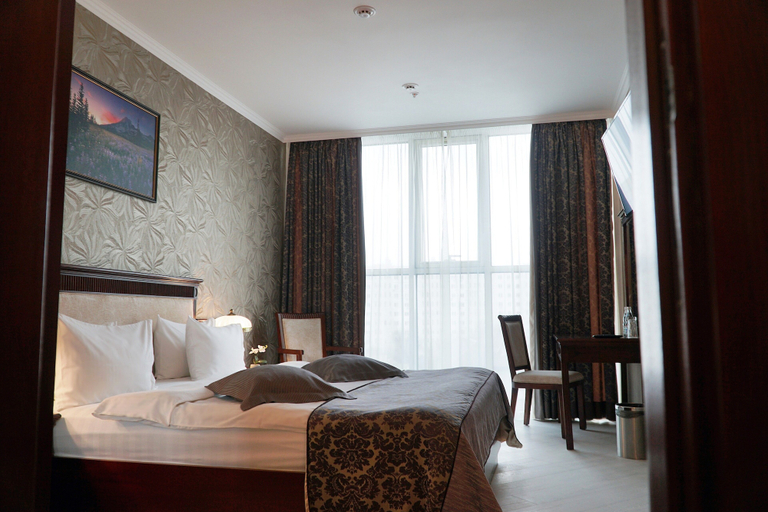 Bedroom 3, Grand Hotel Astrakhan, Privolzhskiy rayon