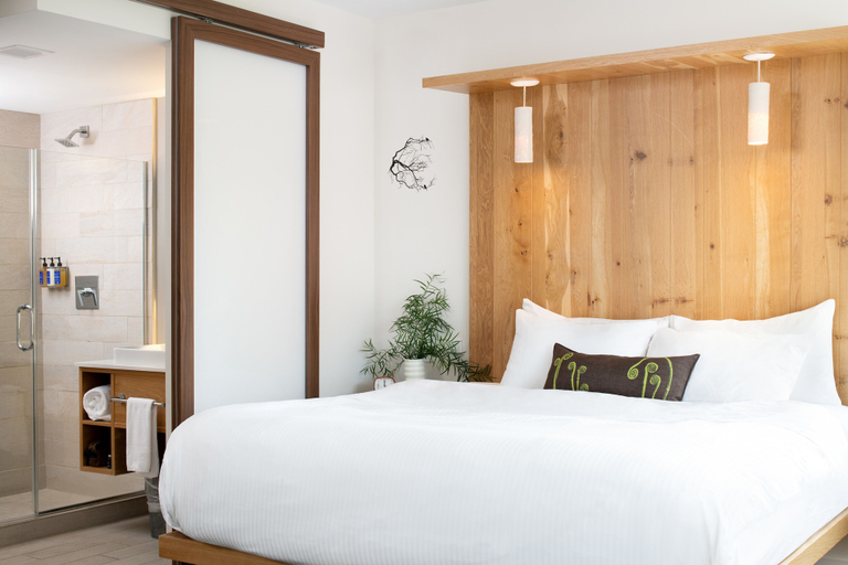 Bedroom 3, Hotel Vermont, Chittenden