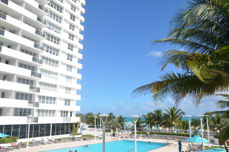 Sport & Beauty 5, Riviera Luxury Living at the Decoplage, Miami-Dade