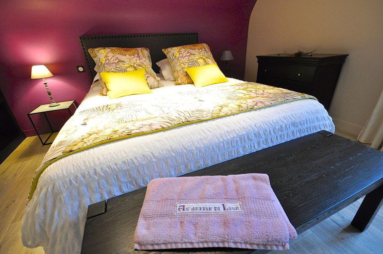 Bedroom 4, Au Jardin de Lisa, Sarthe