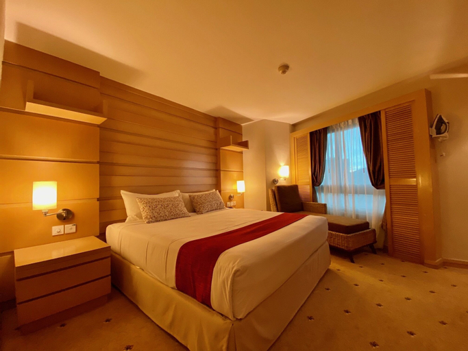 Bedroom 2, Synergy B, Singapore