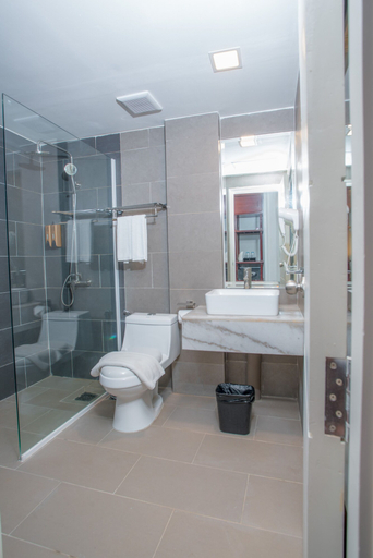 Bathroom 4, Angkor Zhe Jiang Hotel, Siem Reap