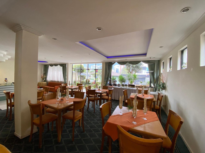 Food & Drinks 5, Hostal de la Mancha, Quito