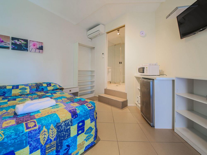Bedroom 2, Marlin Motel, Gold Coast