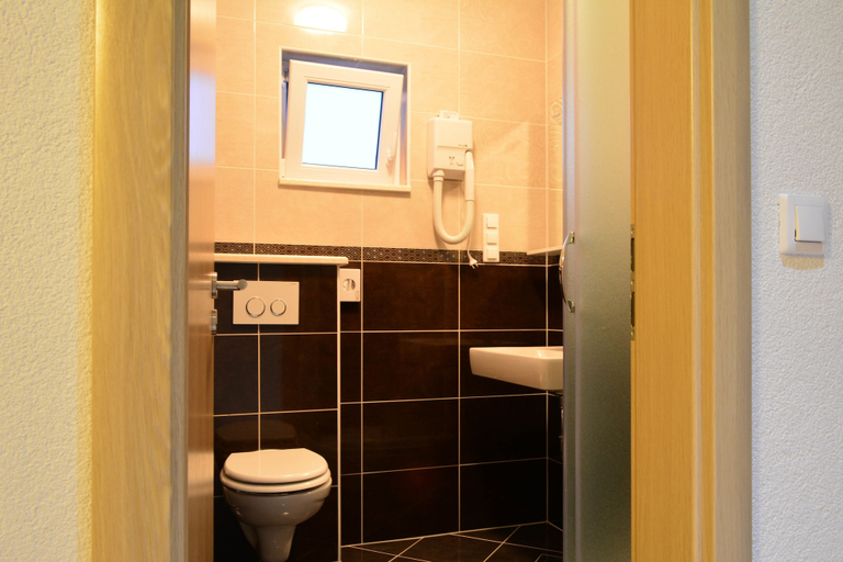 Bathroom 4, Luxury Apartments Villa Tea, Okrug