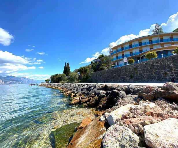 Exterior & Views 2, Hotel Caribe by Double Hospitality, Verona