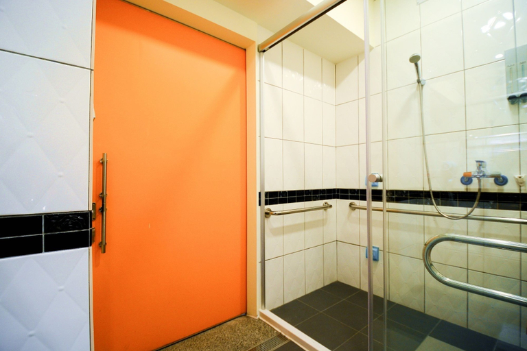 Bathroom 5, Sleep Taipei, New Taipei City