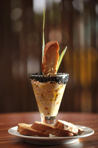 Food & Drinks 8