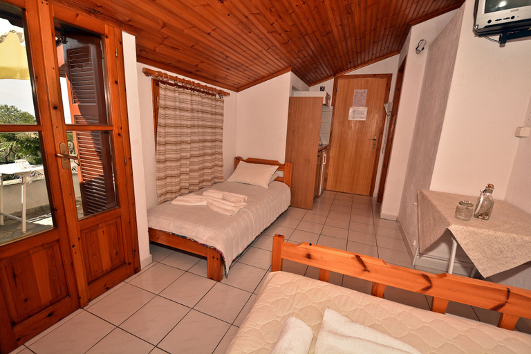 Bedroom 3, Nina Apartments, Thessaly