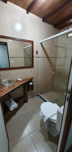 Bathroom 3, Cabanas Paraiso, Angra dos Reis
