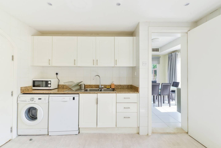 Private kitchen 5, Medlock Villas, Dubai