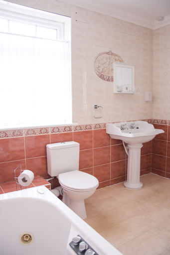 Bathroom 4, The Coast House B&B, West Sussex