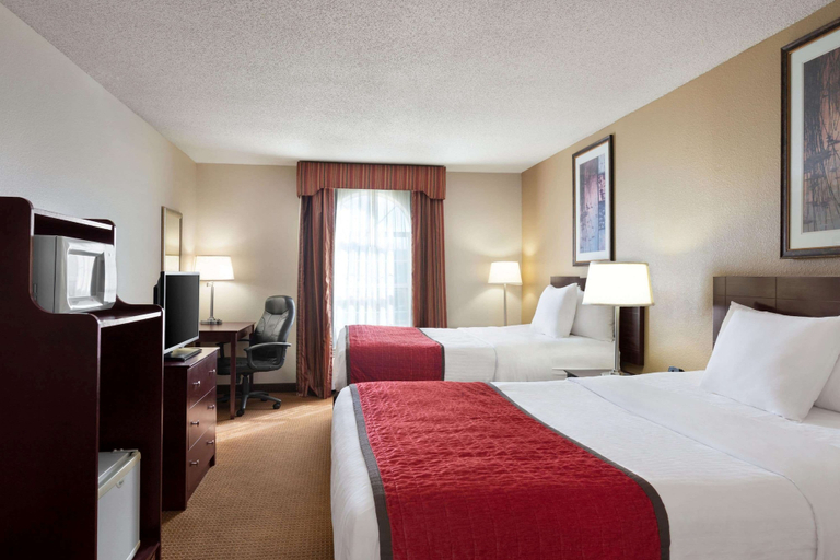 Bedroom 3, Ramada by Wyndham Elizabethtown, Hardin