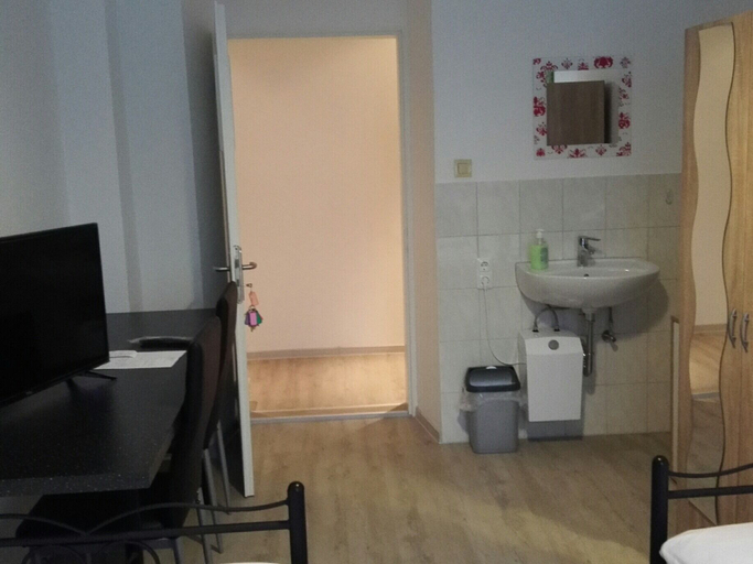 Bathroom 5, Sultanias Melanchthon, Nürnberg