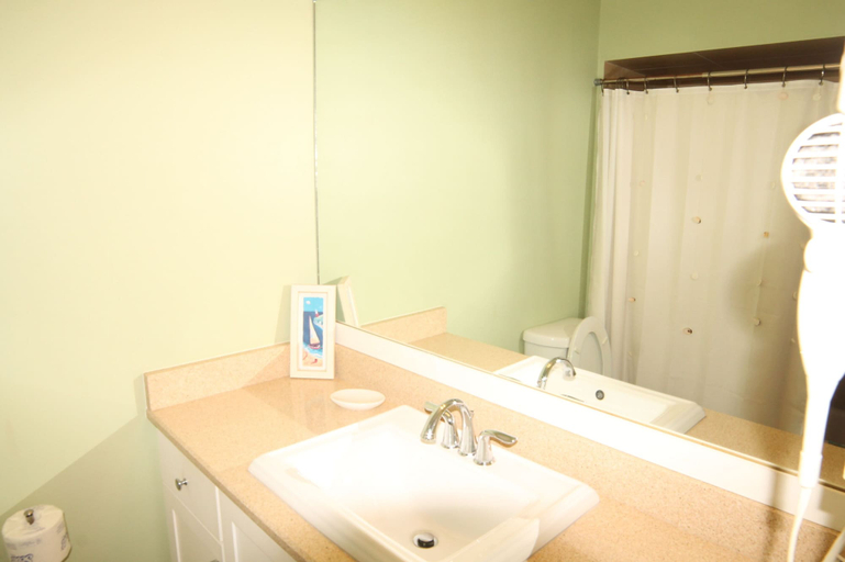 Bathroom 3, Hibiscus B203, Saint Johns