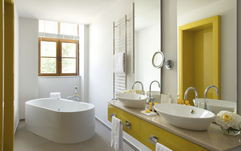 Bathroom 4, Dolina 960, Sochi gorsovet