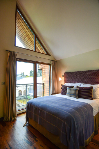 Bedroom 2, Northbrook Park Mews, Hampshire