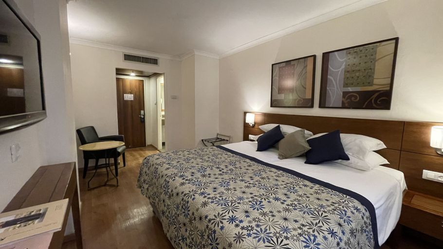 Bedroom 4, Caesar Premier Jerusalem