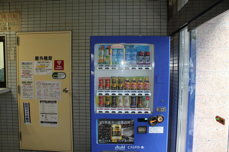 Food & Drinks 5, Hotel Beaver 2, Osaka