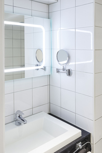 Bathroom 4, The Harlow Hotel By AccorHotels, Essex