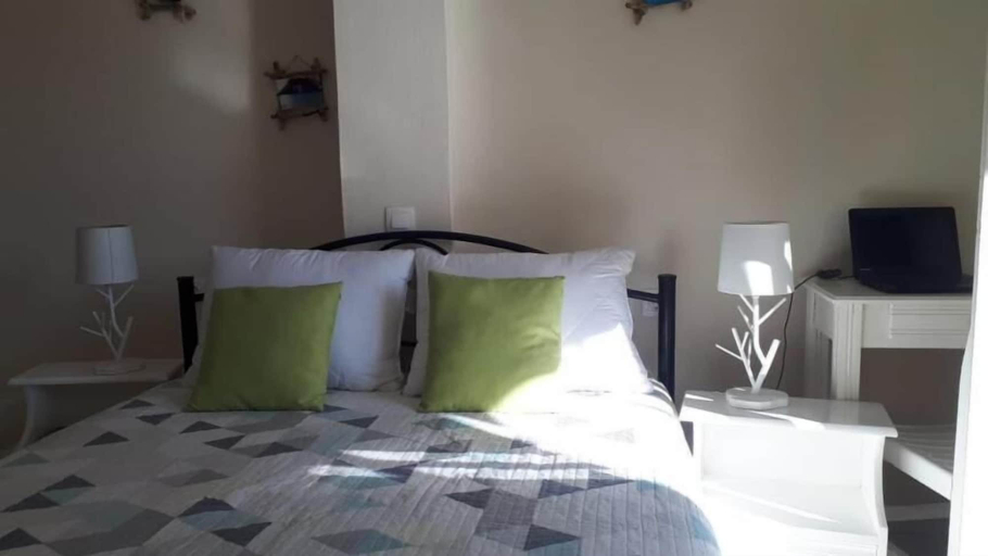 Bedroom 3, Asprokavos Beach Apartment, Ionian Islands