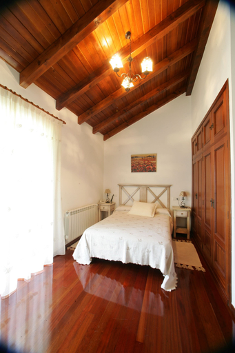 Bedroom 2, Casa da Botica, Pontevedra
