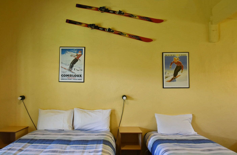 Bedroom 3, Harrietville Hotel Motel, Alpine - East
