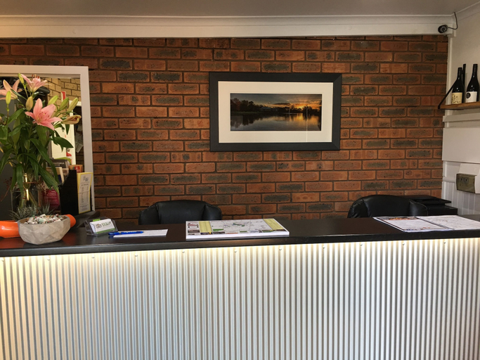 Others 5, Avondel Motor Inn, Benalla, Benalla - Benalla