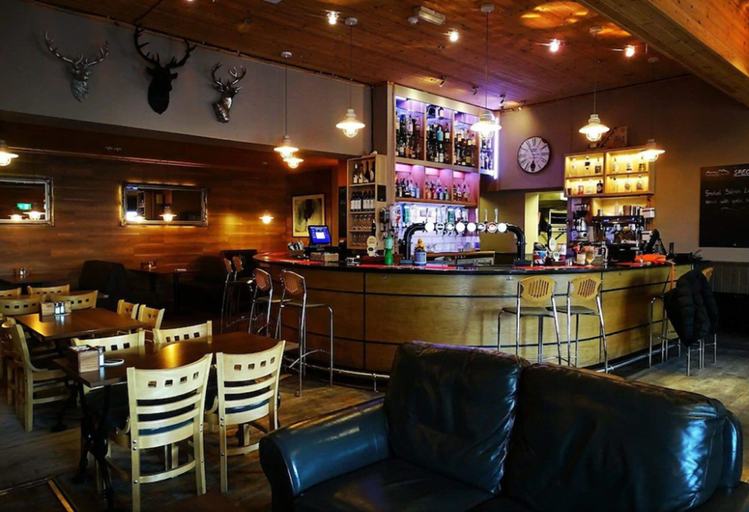 Food & Drinks 3, Chlachain Inn, Highland