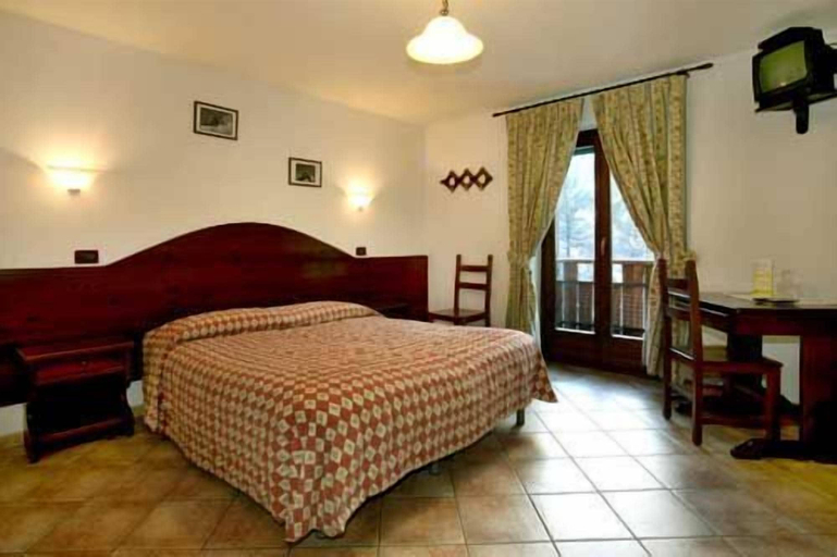 Bedroom 2, Agriturismo Le Reve, Aosta
